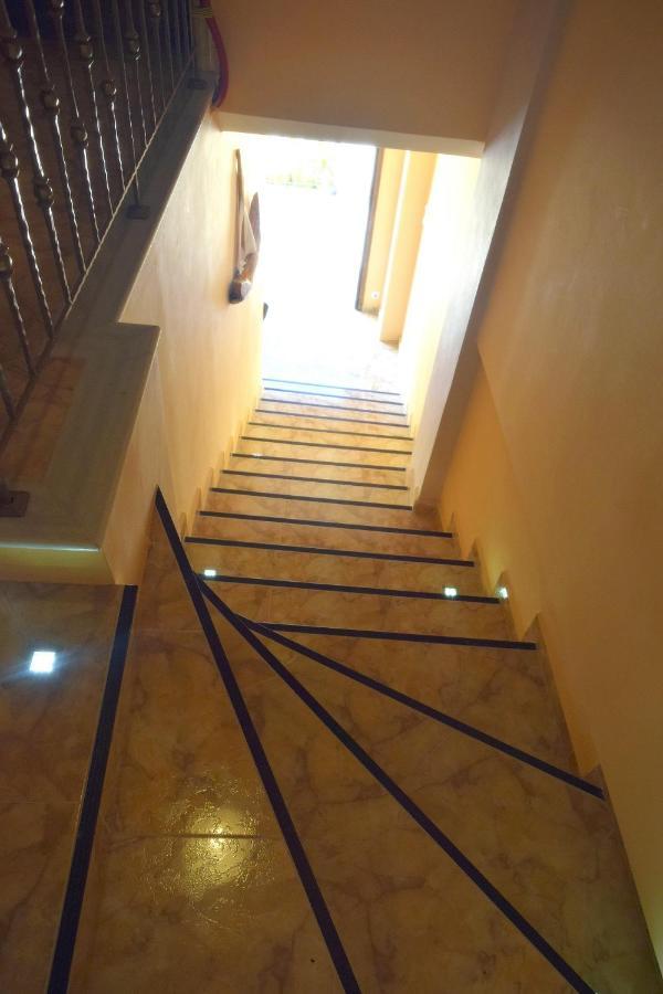 Dourios Ippos Apartments Frikes Exterior photo